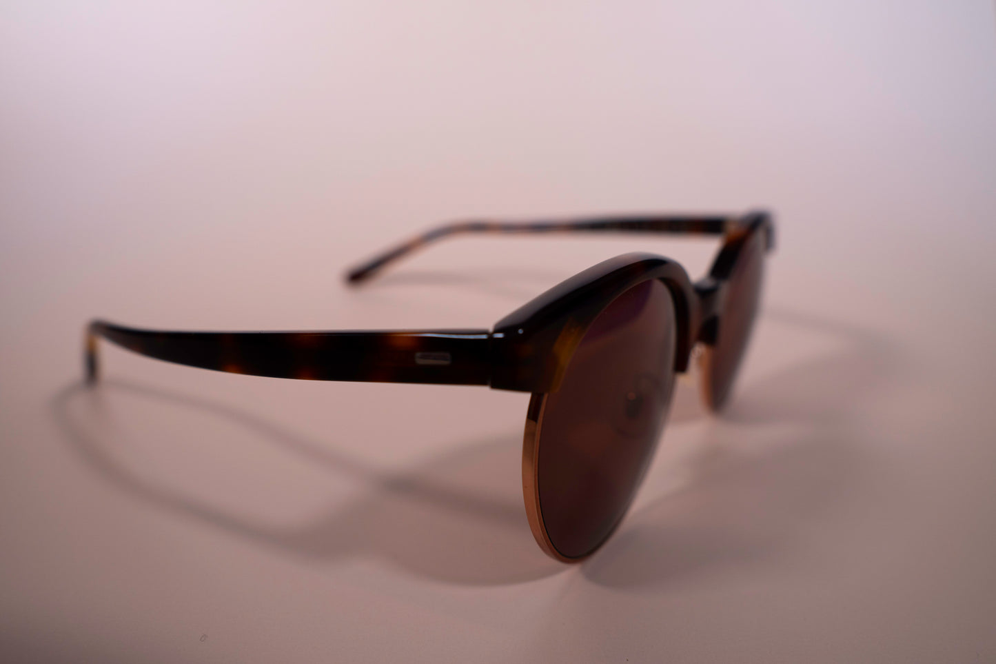 OLIVER PEOPLES | Ezelle